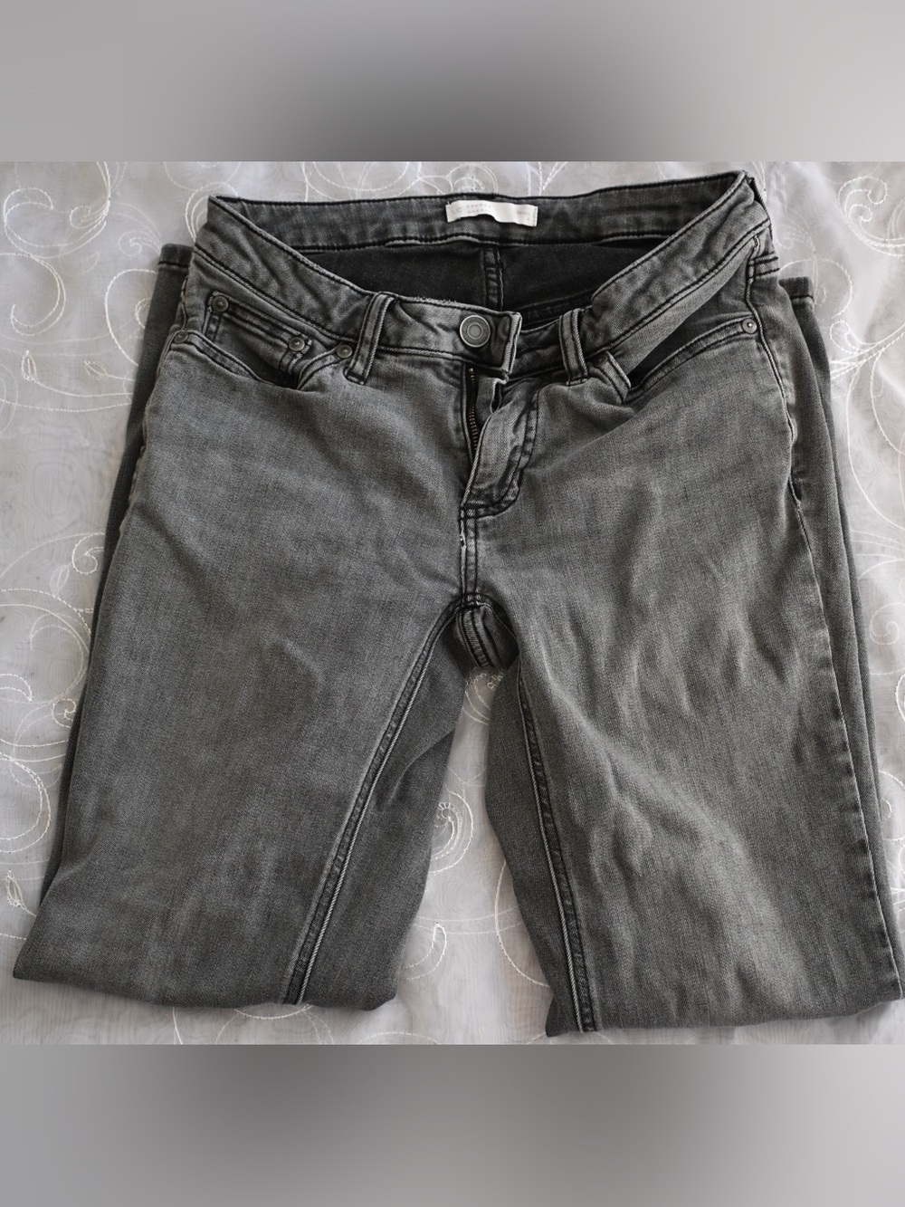 LC Lauren Conrad Gray Skinny Jeans - Sleek Denim Fit